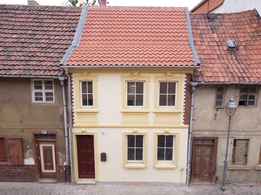 Altstadt-Apartment & Fewo Og Fuer Max 3 Pers Haldensleben Exterior photo